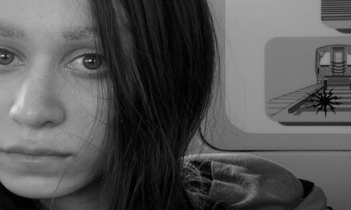 Mujer asustada
